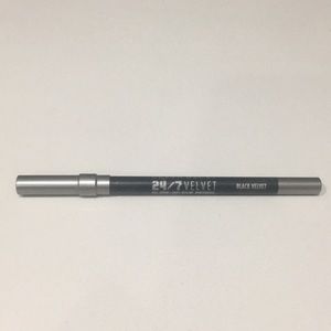 Urban Decay 24/7 glide on eyeliner in black velvet